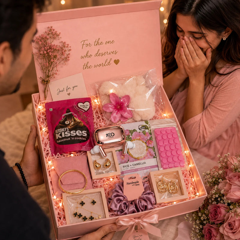 Snowy Bliss Hamper for Women - 10 Beautiful items in a box